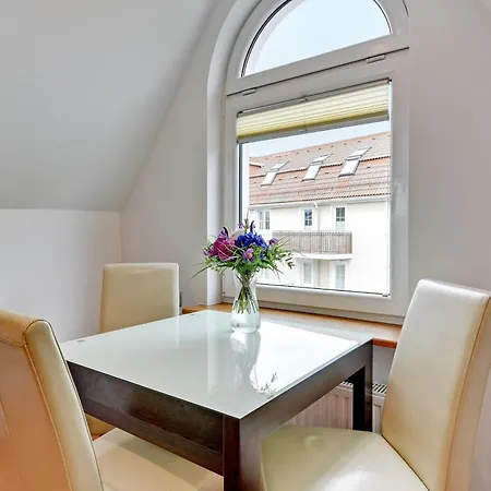 Vegas Near The By Renters Sopot