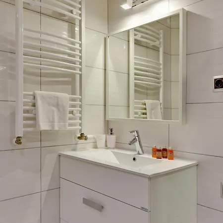 Vegas Near The By Renters Appartement *