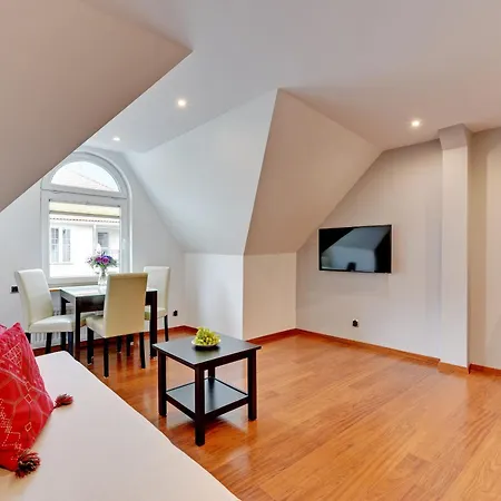 Vegas Near The By Renters Daire Sopot